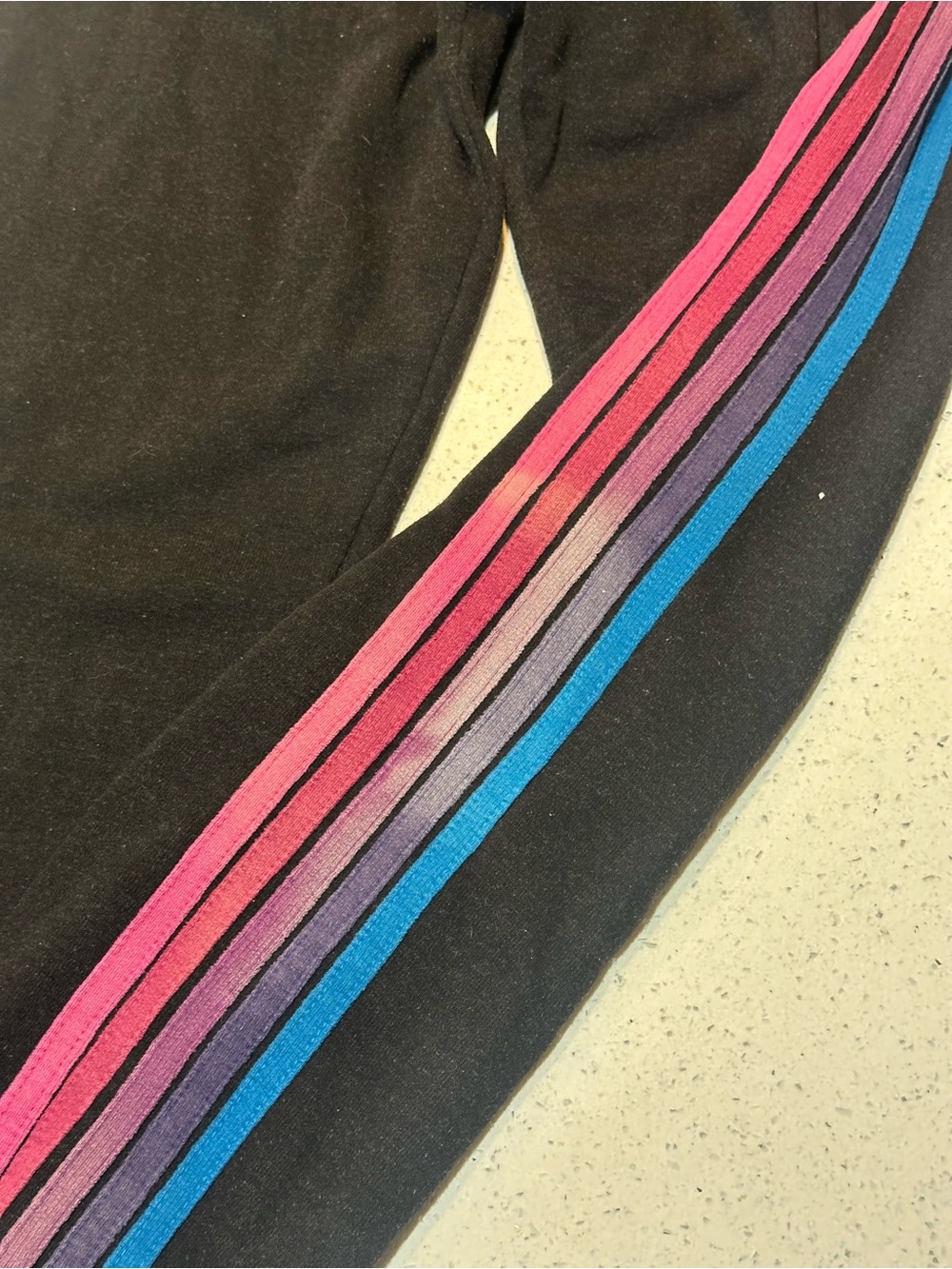 Aviator Nation - 5 STRIPE SWEATPANTS - pre-loved GUC - Picture 13 of 14